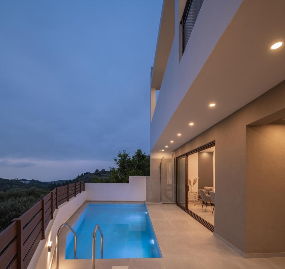 O-Cyanea Villa With Heated Pool Kournas Екстер'єр фото