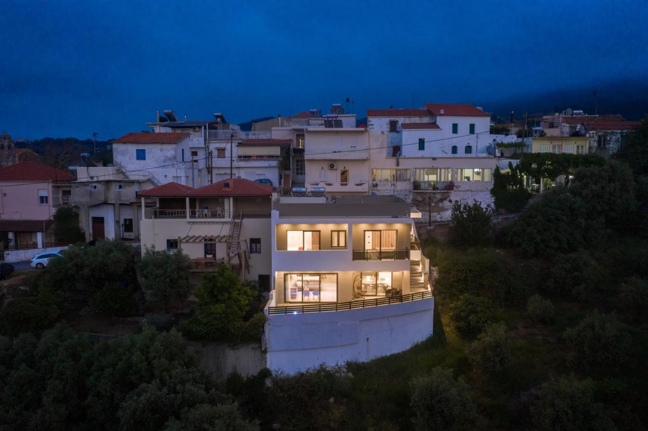 O-Cyanea Villa With Heated Pool Kournas Екстер'єр фото