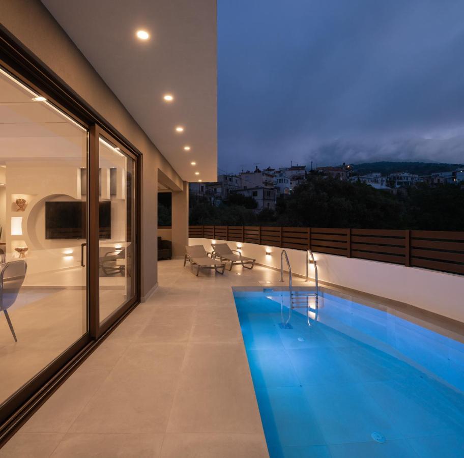 O-Cyanea Villa With Heated Pool Kournas Екстер'єр фото
