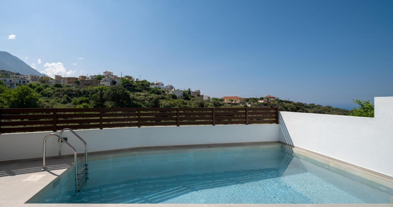 O-Cyanea Villa With Heated Pool Kournas Екстер'єр фото