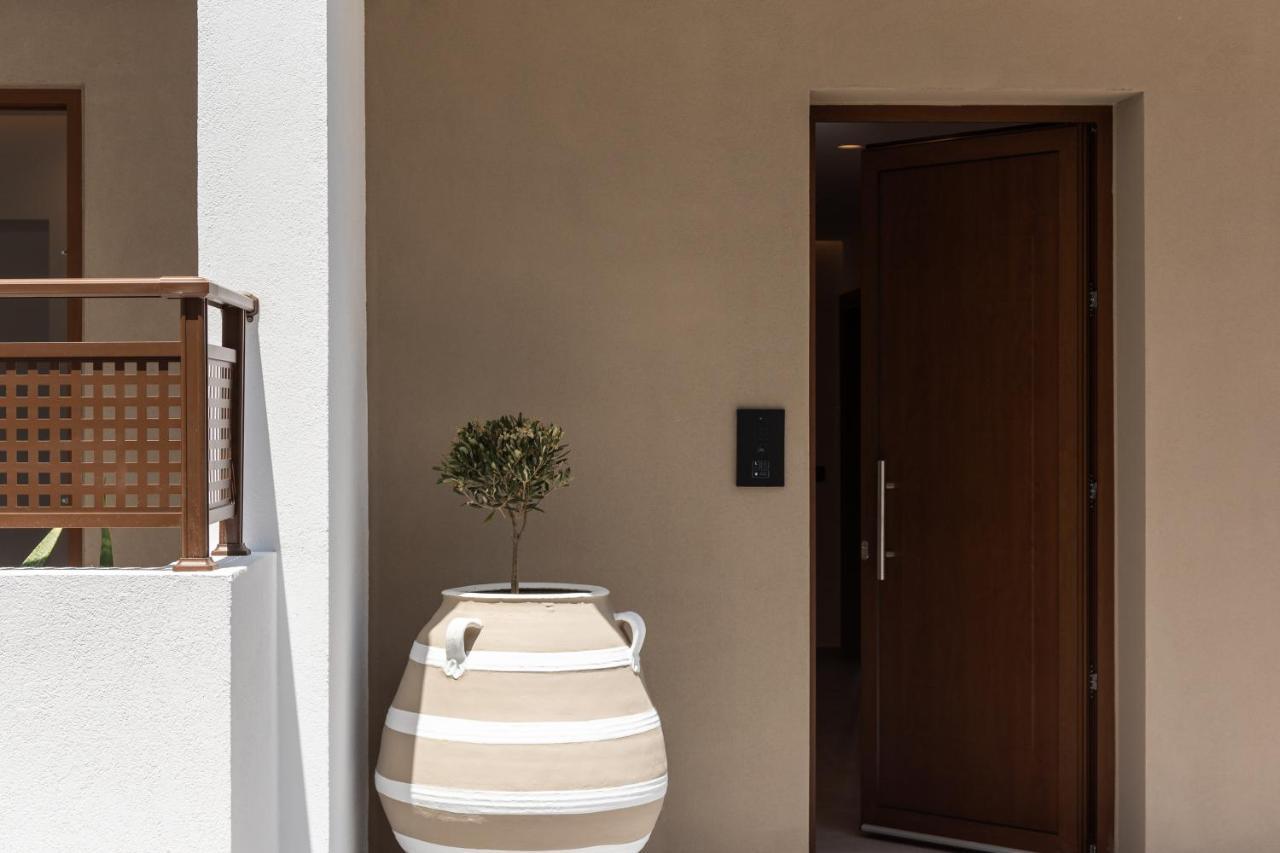 O-Cyanea Villa With Heated Pool Kournas Екстер'єр фото